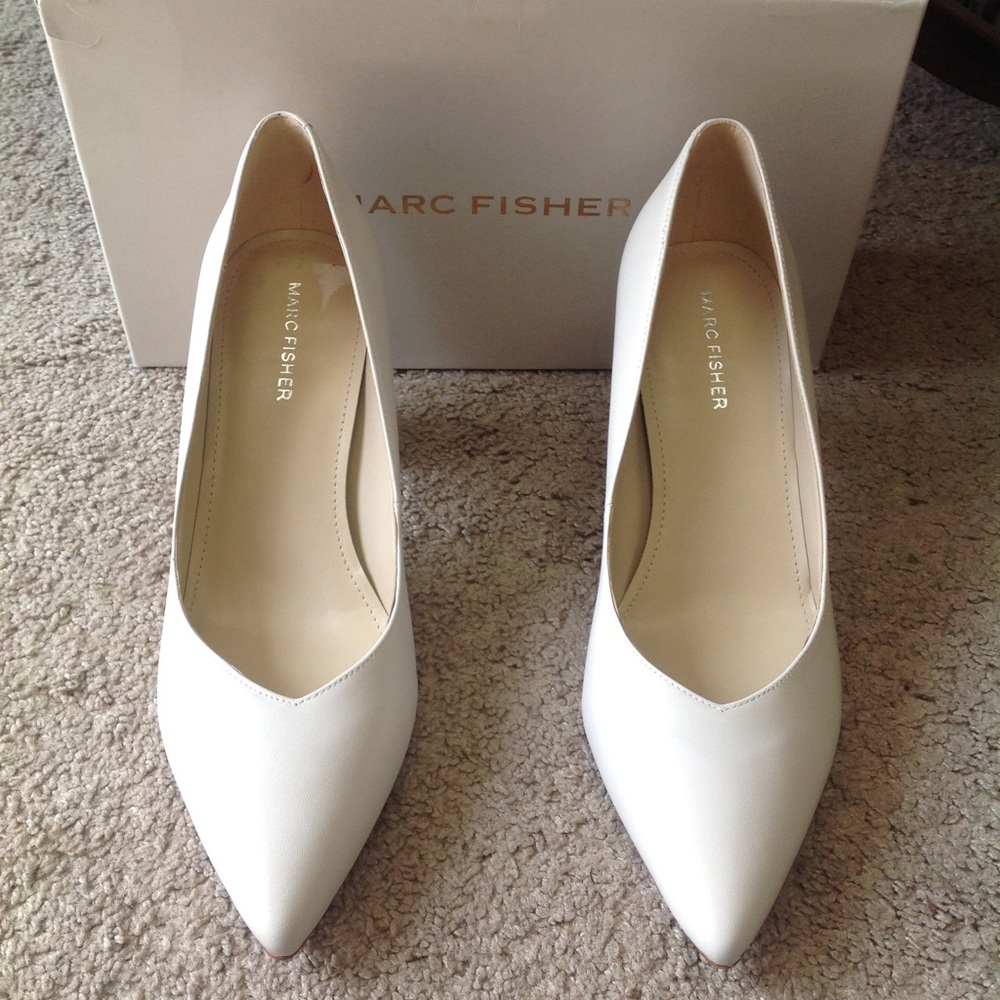 NEW Marc Fisher CAITLIN PUMP White Leather Pump 9M - Picture 3 of 14